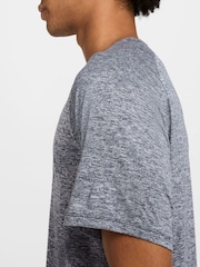 Thunder Blue (синий) - Nike Dri-FIT Stride Running T-Shirt - Изображение 4 из 10