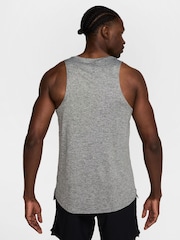 Nike Smoke Grey Stride Dri-FIT ADV Running Vasts - Image 2 of 8