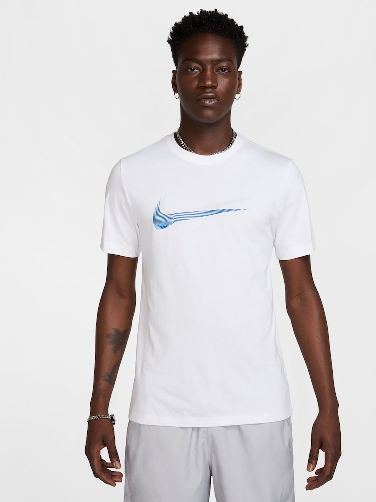 Nike White Sportswear T-Shirt - Image 1 of 4