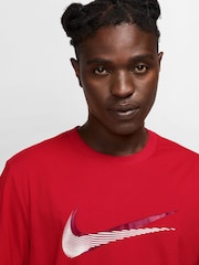 Nike University Red Sportswear T-Shirt - Image 3 of 3
