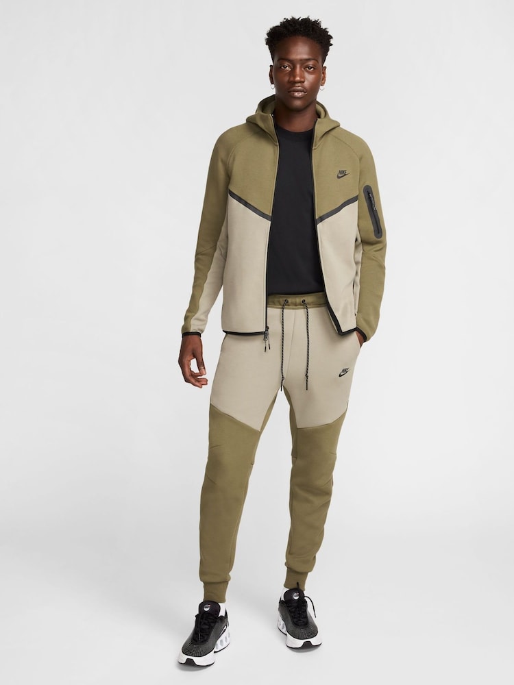 Medium Olive Green - Nike Tech Fleece Zip Up Hoodie - Obrázok 3 z 3