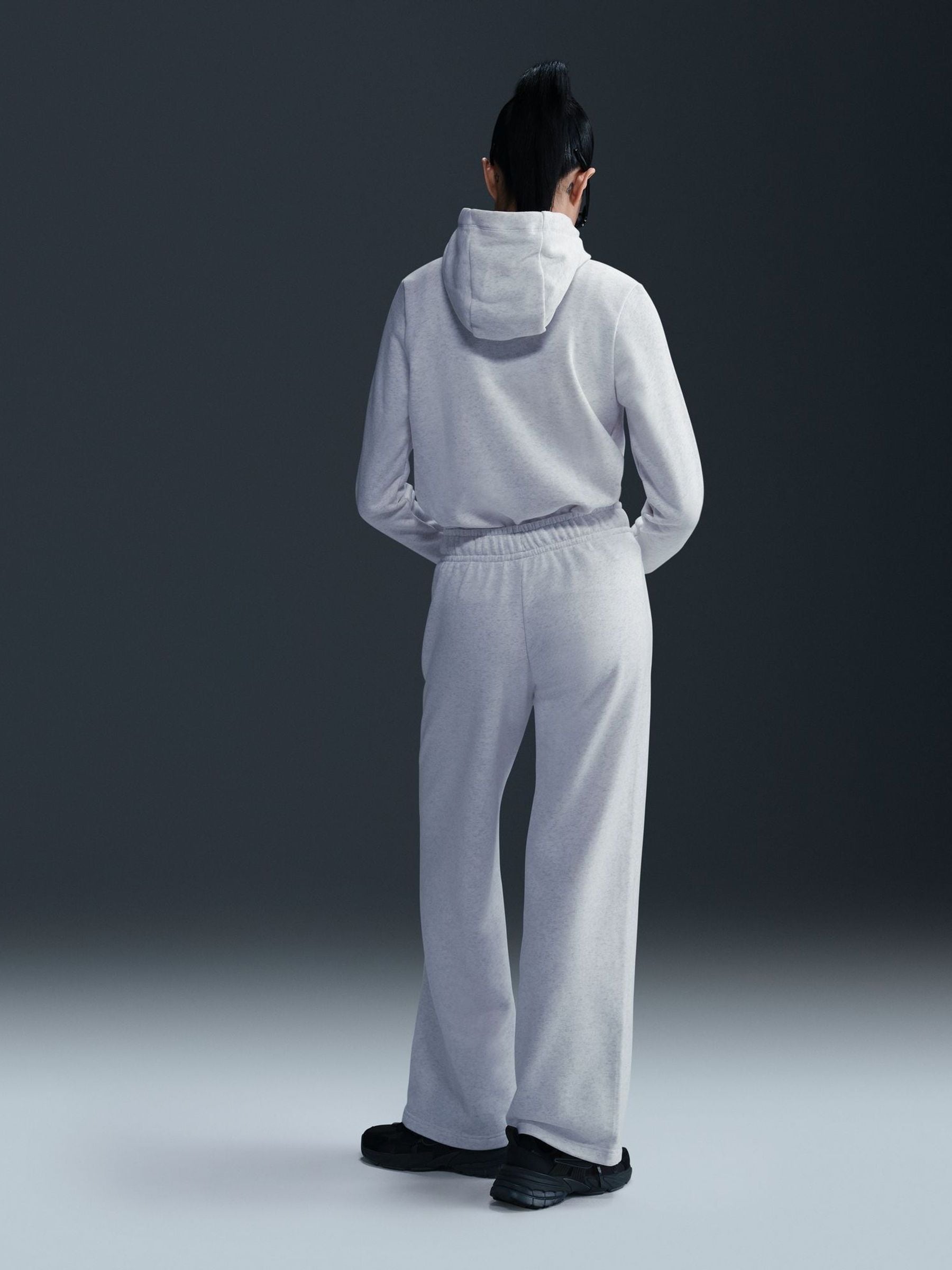 【NIKE】Sportswear★スポーツウェア★フーディ★Birch Heather Buy Nike Birch Heather White Sportwear Club Fleece Graphic