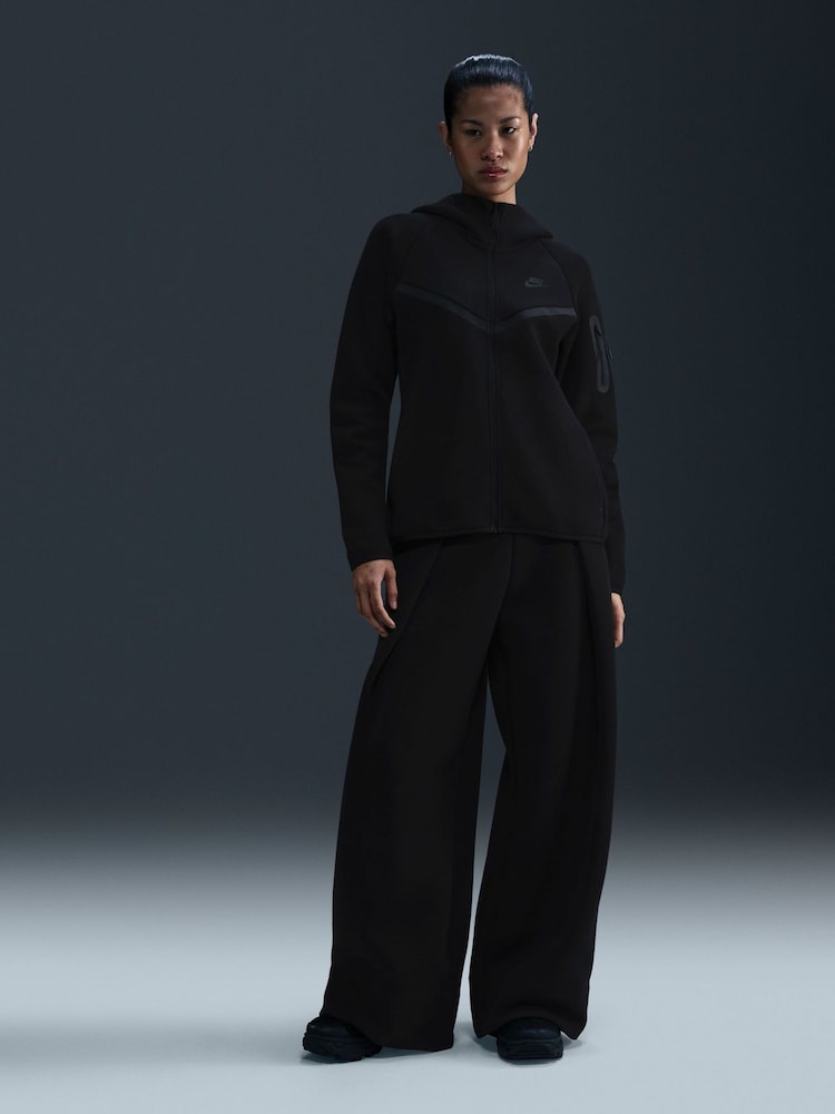 Nike Black Sportwear Tech Fleece Windrunner - Image 1 of 5