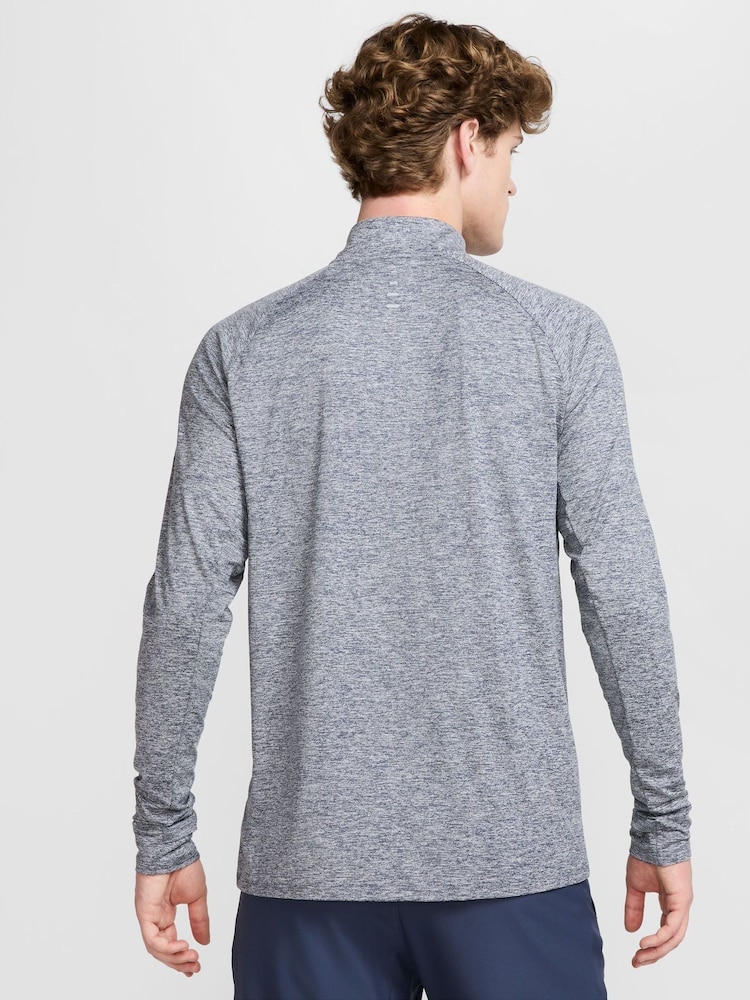 Modra - Nike Dri-FIT Stride Half Zip Midlayer tekaški top - Slika 2 iz 7