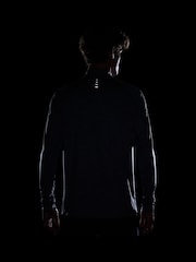 Modra - Nike Dri-FIT Stride Half Zip Midlayer tekaški top - Slika 7 iz 7