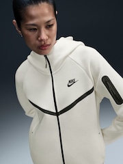 Nike White Sportwear Tech Fleece Windrunner - Image 4 of 6