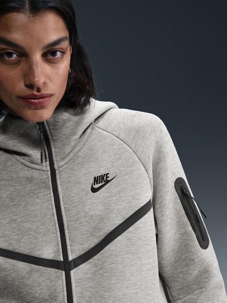 Nike Dark Grey Heather Sportwear Tech Fleece Windrunner - Image 3 of 5