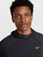 Nike Black Dri-FIT Stride Woven Running Jacket - Image 4 of 6