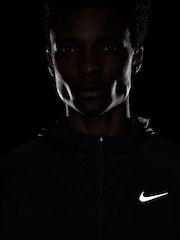 Nike Black Dri-FIT Stride Woven Running Jacket - Image 7 of 8