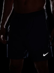 Nike Thunder Blue Challenger Dri-FIT 7 inch 2-in-1 Running Shorts - Image 5 of 5