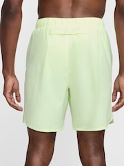 Лаймово-зелений - 7 Дюйм - Nike Шорти для бігу Challenger Dri-FIT 7 дюймів на підкладці - Image 2 of 9