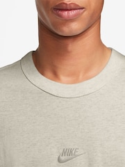Camiseta básica de deporte premium de Nike - Imagen 3 de 3