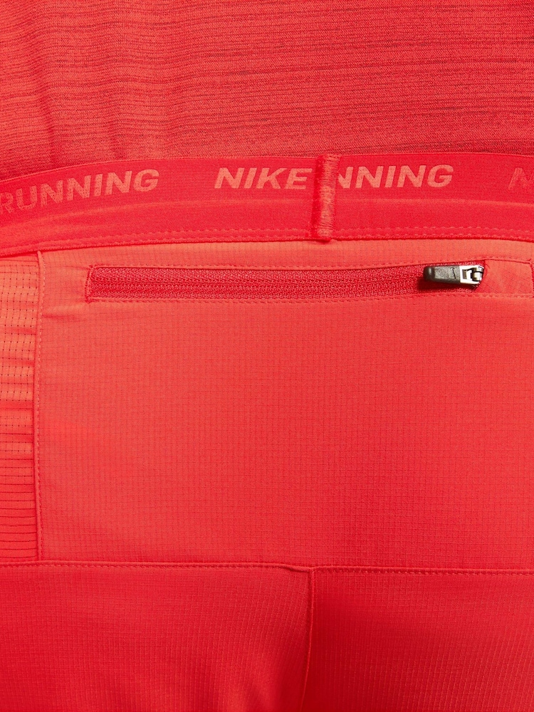 Czerwony University - Nike Dri-FIT Stride 7 Inch Running Shorts - Image 11 of 11