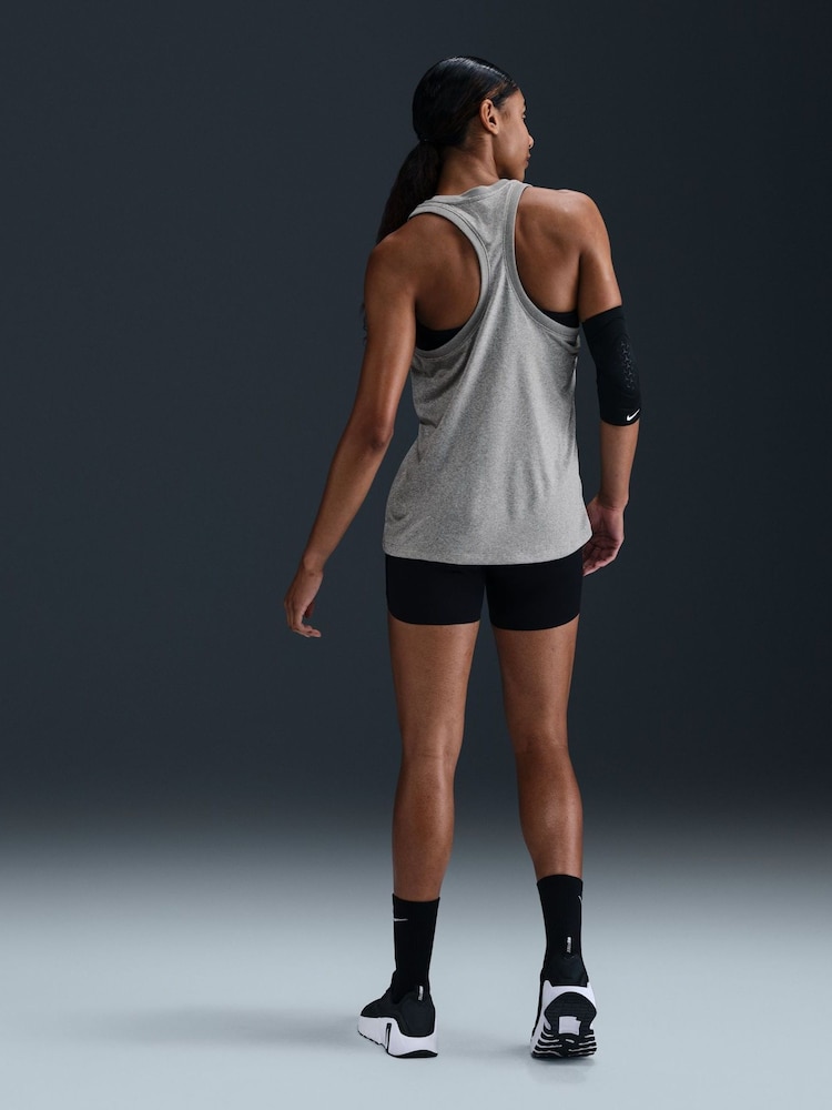 Zwart apricot oranje - Nike Dri-FIT tanktop met racerback - Image 4 of 11