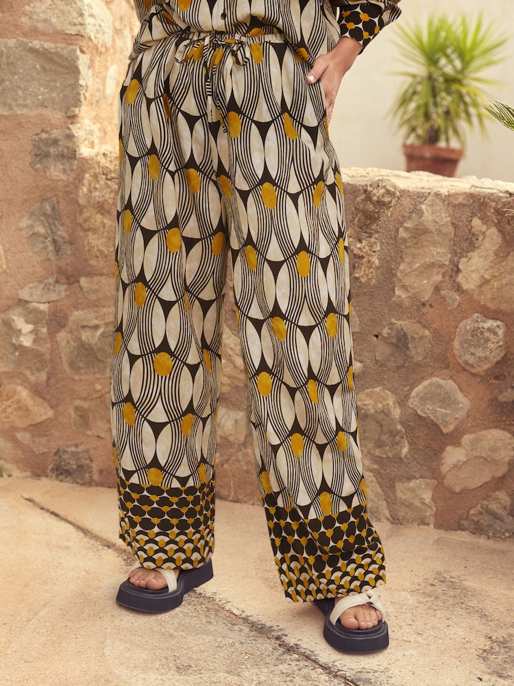 Monochrome/Yellow Geometric Print Drawstring Wide Leg Trousers - Image 2 of 6