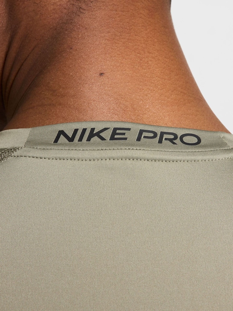 Nike Light Army Pro Dri-FIT Tight Sleeveless Training Top - Image 5 of 5 Nike Light Army Pro Dri-FIT Tight Sleeveless Training Top - Image 5 of 5