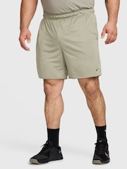 Nike Light Army Dri-FIT Totality 7 inch Knit Training Shorts - Image 8 of 14