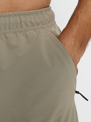 Легкий армейский - Nike Unlimited Спортивные брюки на молнии Dri-FIT - Изображение 3 из 13
