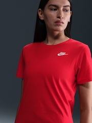 Nike University Red Sportswear Club Essentials T-Shirt - Image 6 of 6