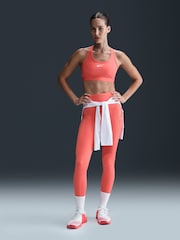 Rojo ascua - Nike Medium Swoosh Support Padded Sports Bra - Imagen 1 de 5