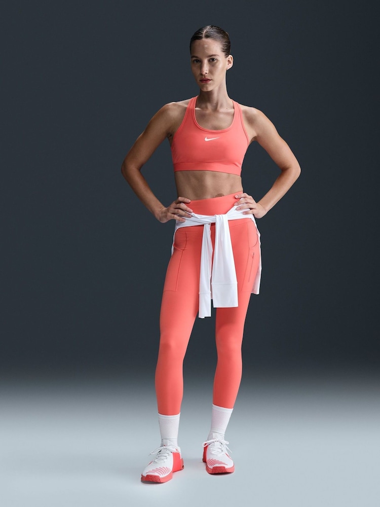 Rojo ascua - Nike Medium Swoosh Support Padded Sports Bra - Imagen 1 de 5