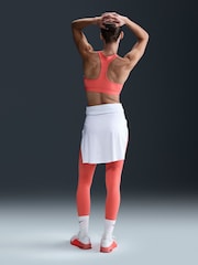 Rojo ascua - Nike Medium Swoosh Support Padded Sports Bra - Imagen 2 de 5
