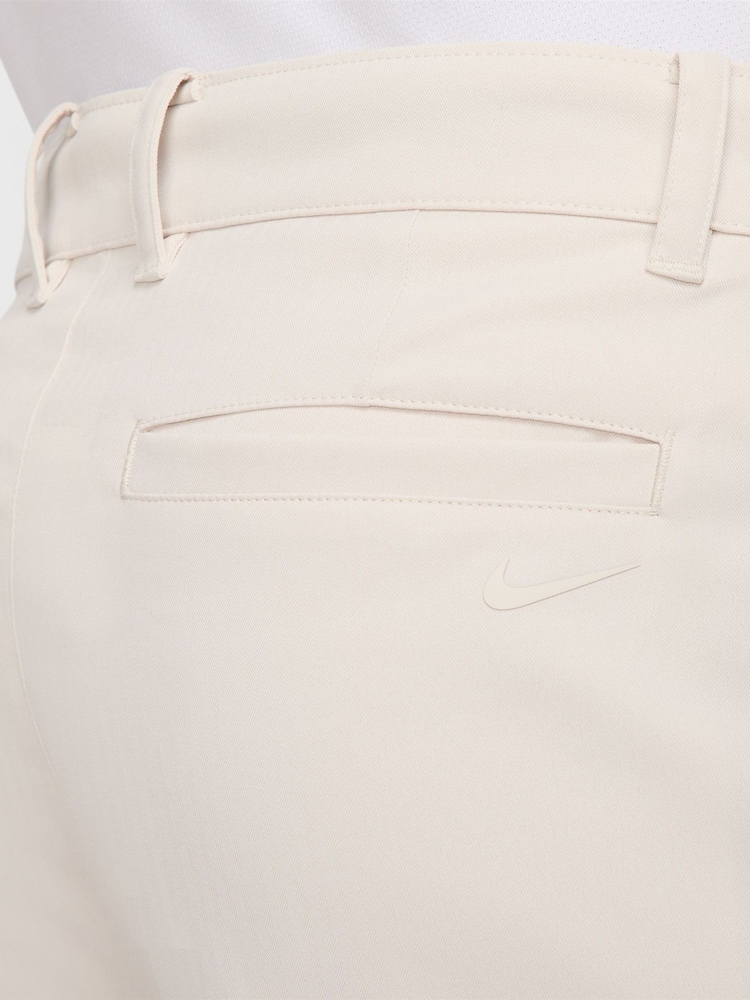 Nike Light Wood Natural Tour 8 inch Chino Golf Shorts - Image 6 of 6