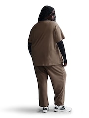 Nike Brown Curve Sportswear Essential T-Shirt - Image 2 of 11