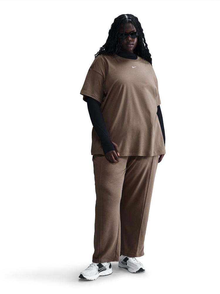 Nike Brown Curve Sportswear Essential T-Shirt - Image 5 of 11