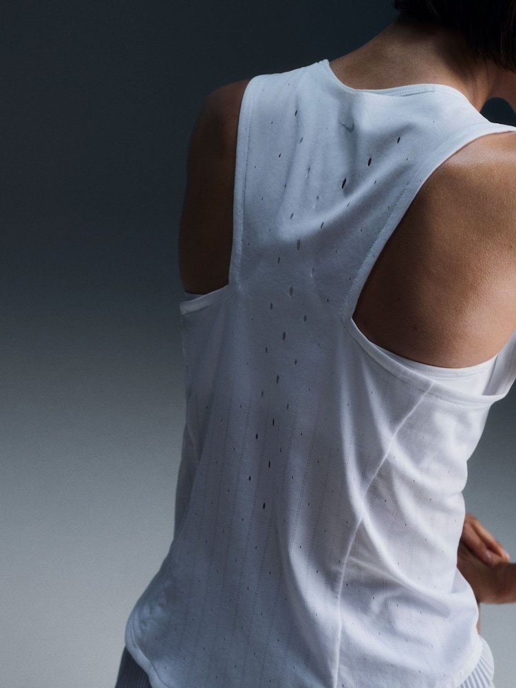 Nike White AeroSwift Dri-FIT ADV Running Singlet Vest - Image 5 of 5