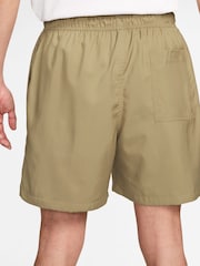 Nike Parachute Beige Club Woven Flow Shorts - Image 2 of 4