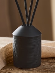 Pomegranate and Black Lily 100ml Fragranced Reed Diffuser - Image 3 of 6