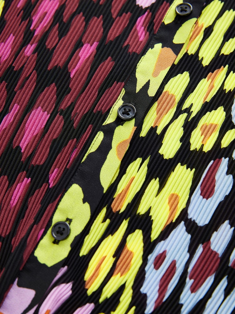 Lepoard Print Pleated Long Sleeve Fitted Shirt - Image 6 of 7