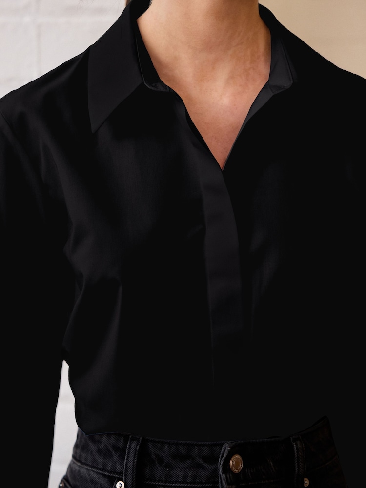 Noir - Fitted Collared Essential Long Sleeve Shirt - Image 4 of 9