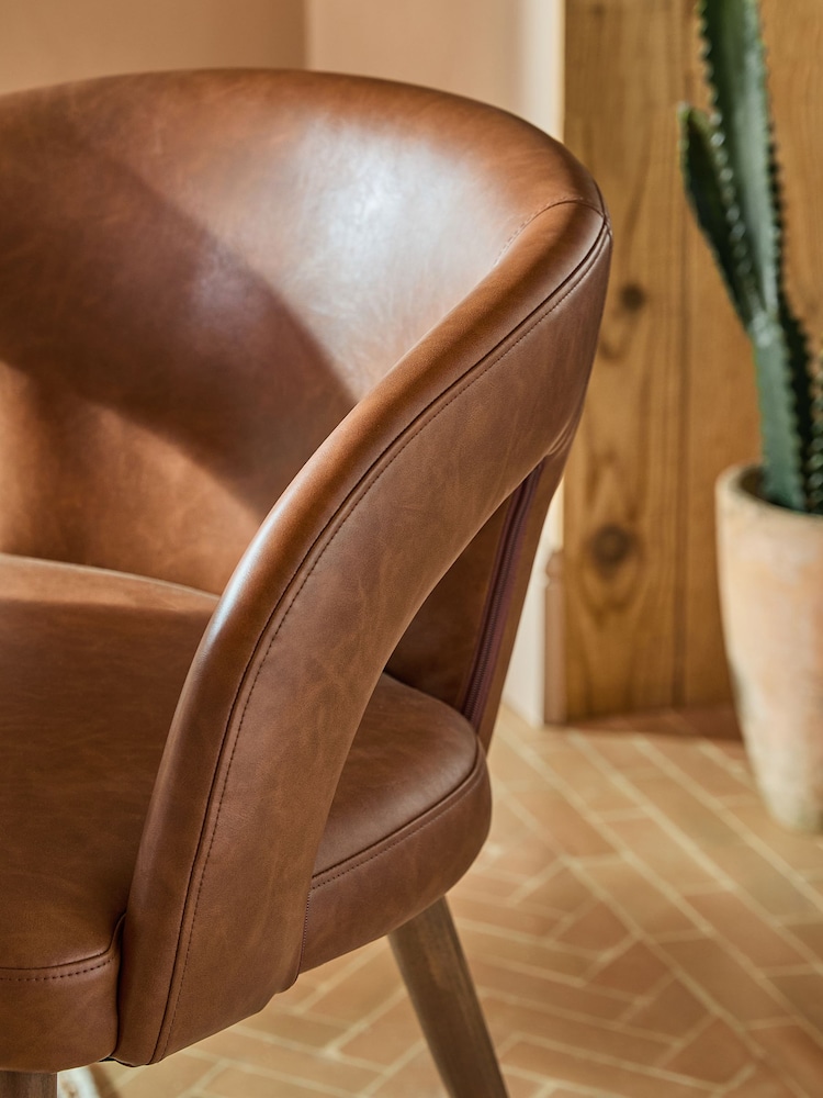 Set of 2 Distressed Faux Leather Tan Brown Orton Oak Effect Leg Dining Chairs - Image 2 of 9