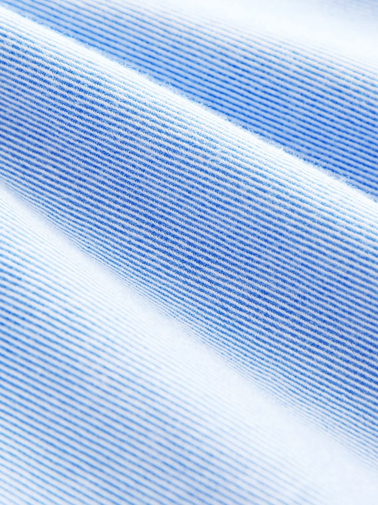 Blau - Lässiges Hemd aus 100 % Baumwolle mit Button-Down-Kragen und langen Ärmeln - Bild 7 von 7 Blau - Lässiges Hemd aus 100 % Baumwolle mit Button-Down-Kragen und langen Ärmeln - Bild 7 von 7