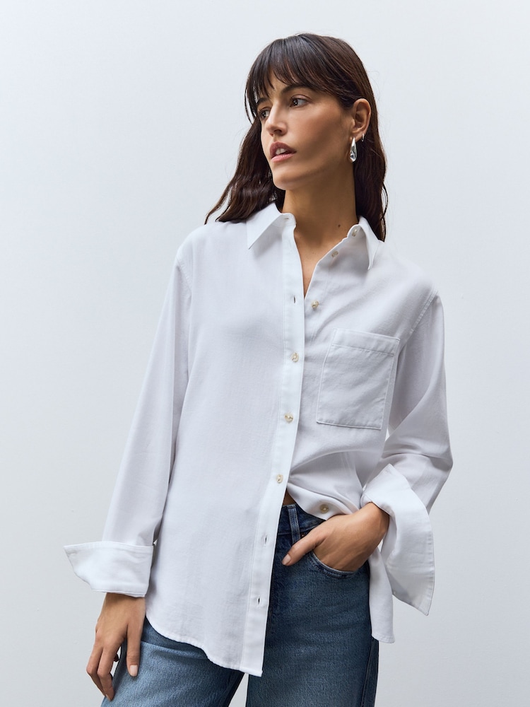 Weiß - Lässiges Hemd aus 100 % Baumwolle mit Button-Down-Kragen und langen Ärmeln - Bild 1 von 7 Weiß - Lässiges Hemd aus 100 % Baumwolle mit Button-Down-Kragen und langen Ärmeln - Bild 1 von 7