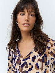 Estampado animal - Blusa de punto y manga larga con cuello en pico - Imagen 4 de 8