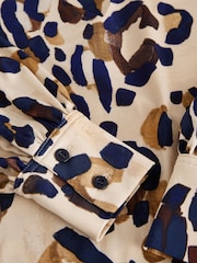 Estampado animal - Blusa de punto y manga larga con cuello en pico - Imagen 7 de 8