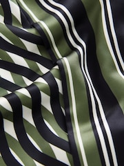 Géo Impression - Chemise à manches longues en satin - Image 8 de 8