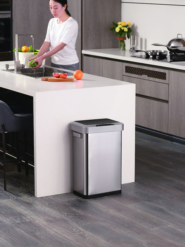 EKO Stainless Steel Horizon Sensor Bin 45L - Image 1 of 4