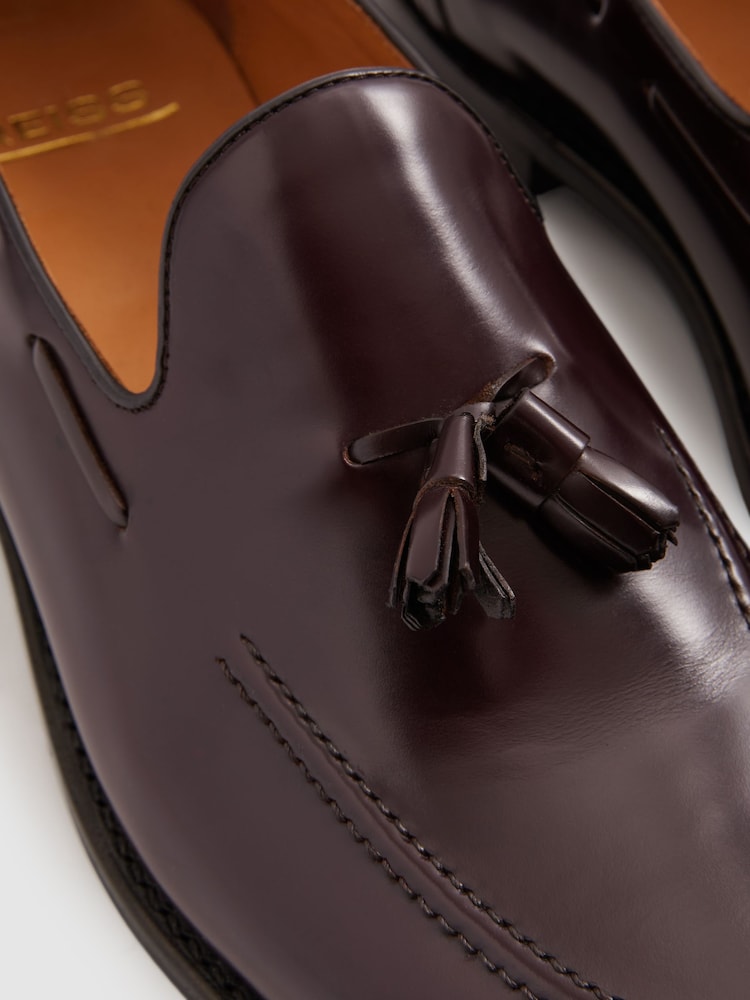 Reiss Oxblood Clayton Tasselled Suede Loafers - Image 5 of 5
