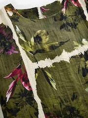 Green Floral Print Textured Boxy T-Shirt - Image 7 of 8