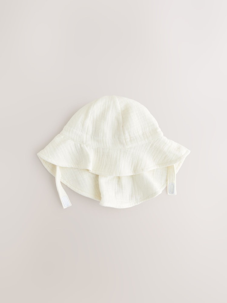 White 100% Cotton Baby Summer Hat (0mths-2yrs) - Image 1 of 3