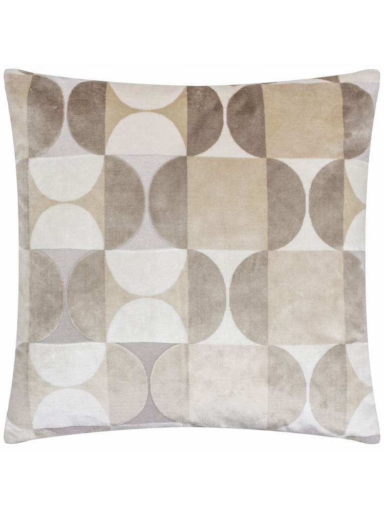 Riva Paoletti Bardot Cut Velvet Cushion - صورة 1 من 4