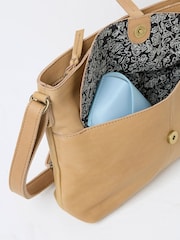FatFace Katie Brown Shoulder Bag - Image 2 of 2