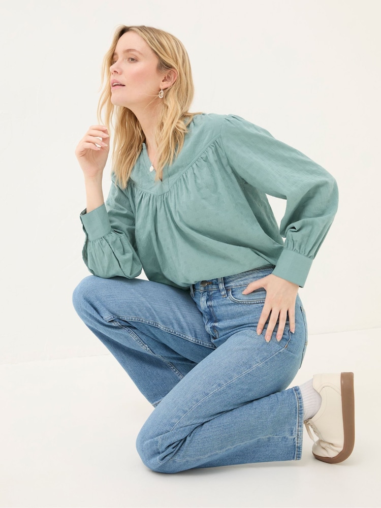 FatFace Carmel Light Vintage Blue Comfort Straight Jeans - Image 4 of 7