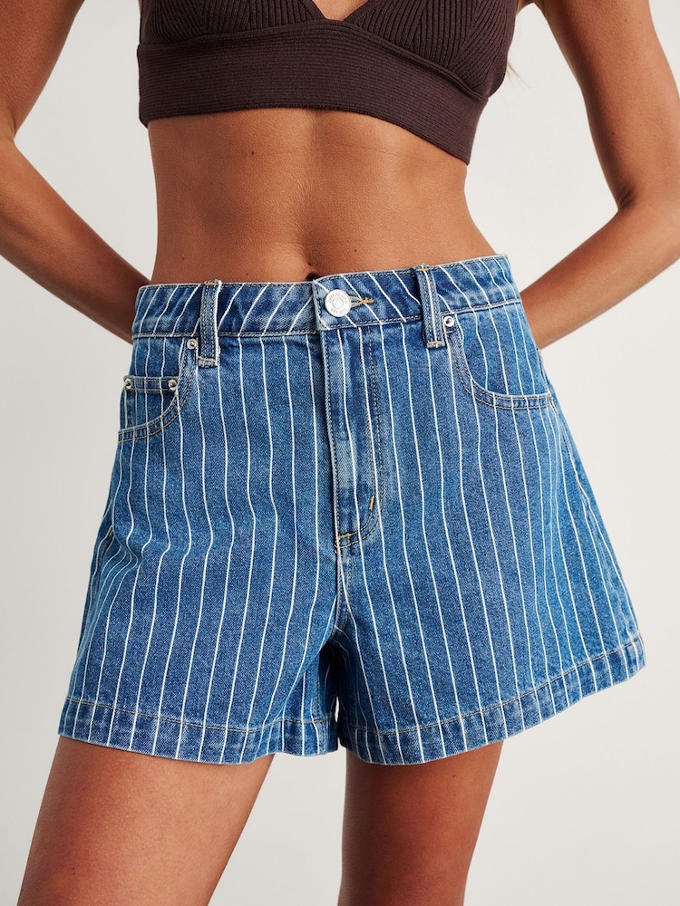 JAG Blue Carrie Relaxed Cotton Denim Shorts - Image 5 of 5 JAG Blue Carrie Relaxed Cotton Denim Shorts - Image 5 of 5