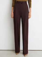 Reiss Dark Aubergine Leisel Tall Wool-Blend Wide-Leg Pleated Suit Trousers - Image 4 of 8