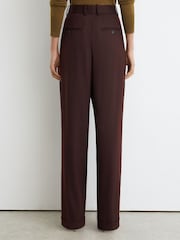 Reiss Dark Aubergine Leisel Tall Wool-Blend Wide-Leg Pleated Suit Trousers - Image 6 of 8